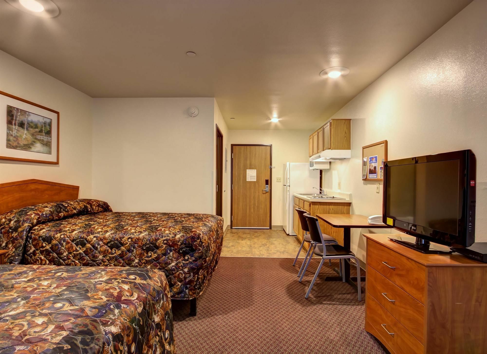 Woodspring Suites ファー エクステリア 写真